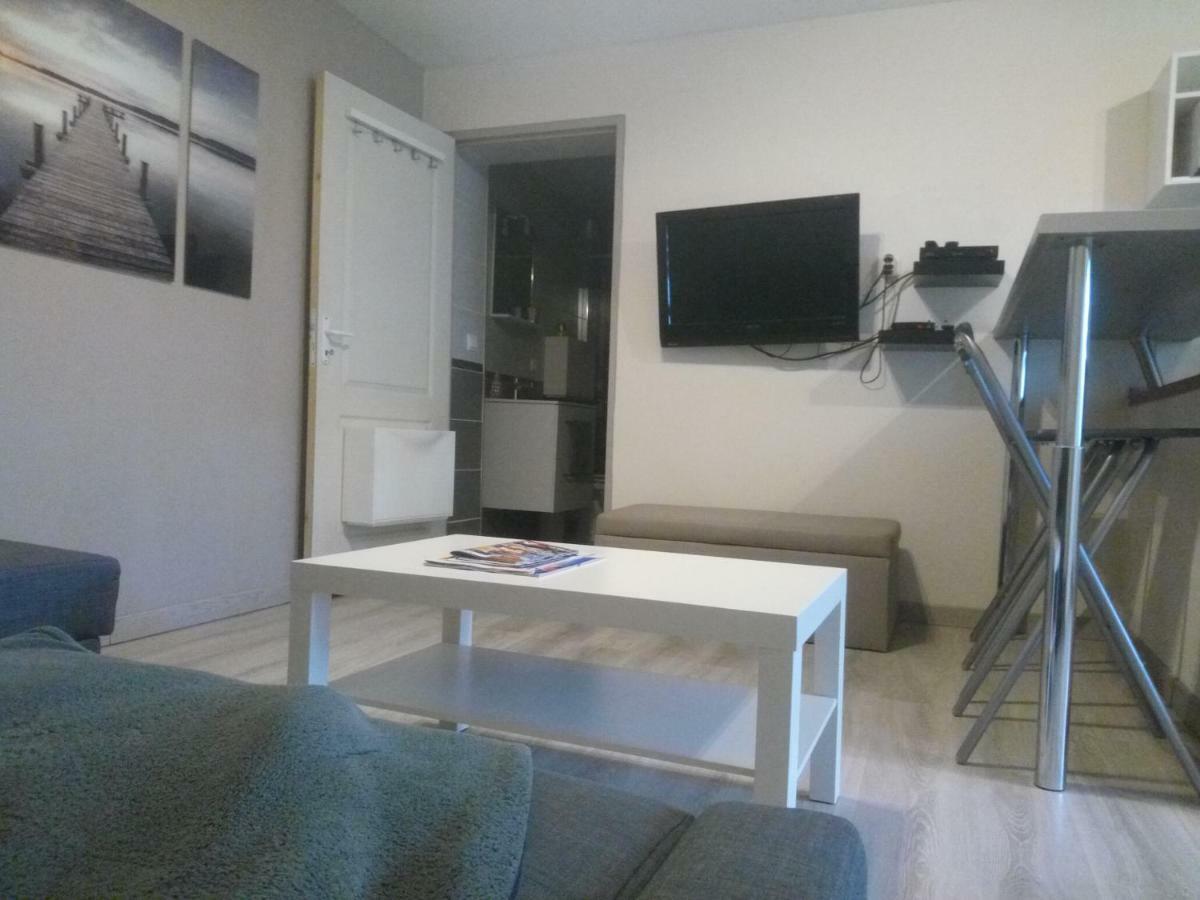 Studio Au Calme Lägenhet Batilly  Exteriör bild